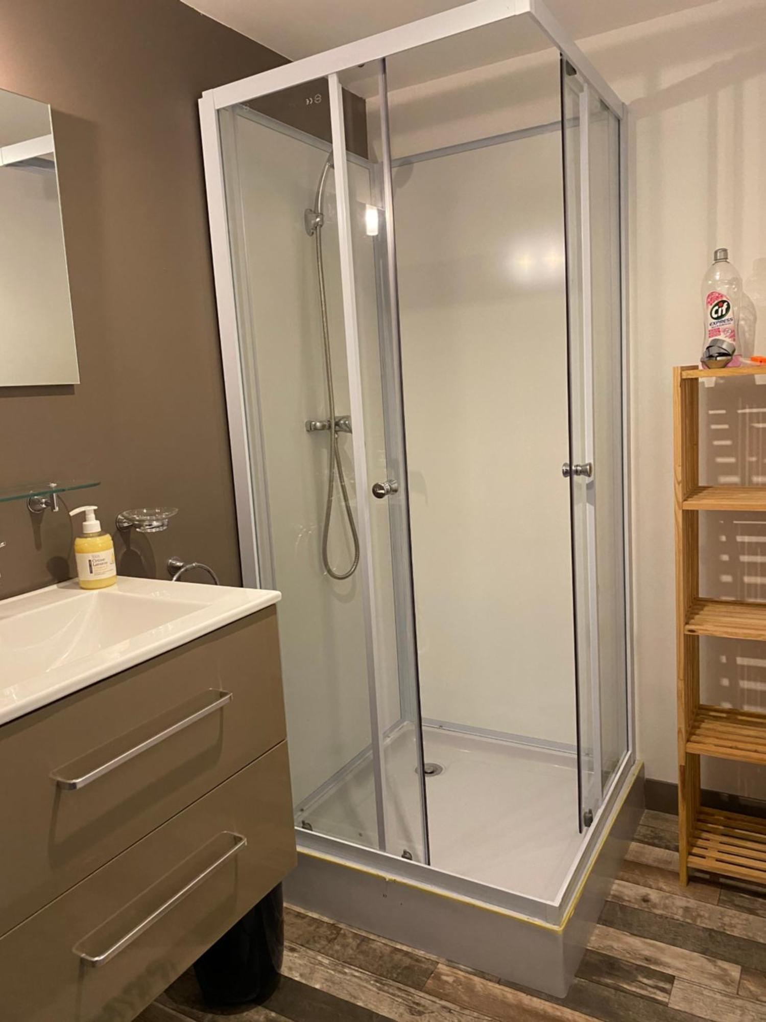 Chambre D'Hotes 2P, Gestion Libre, Espace Piscine Partage Alba-la-Romaine Kültér fotó