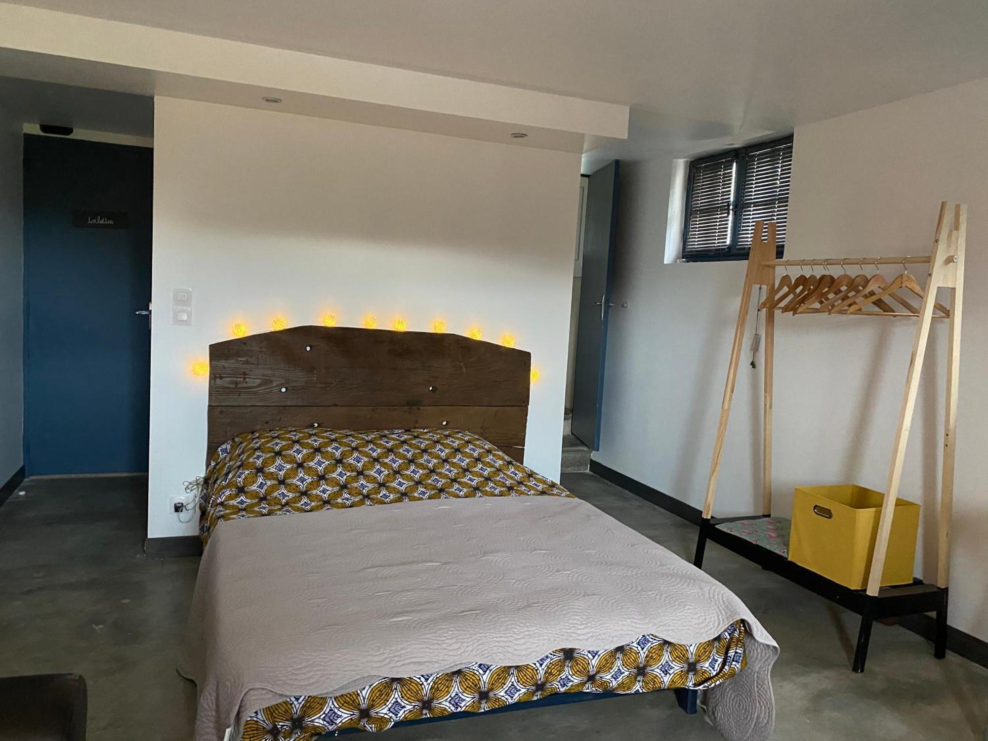 Chambre D'Hotes 2P, Gestion Libre, Espace Piscine Partage Alba-la-Romaine Kültér fotó